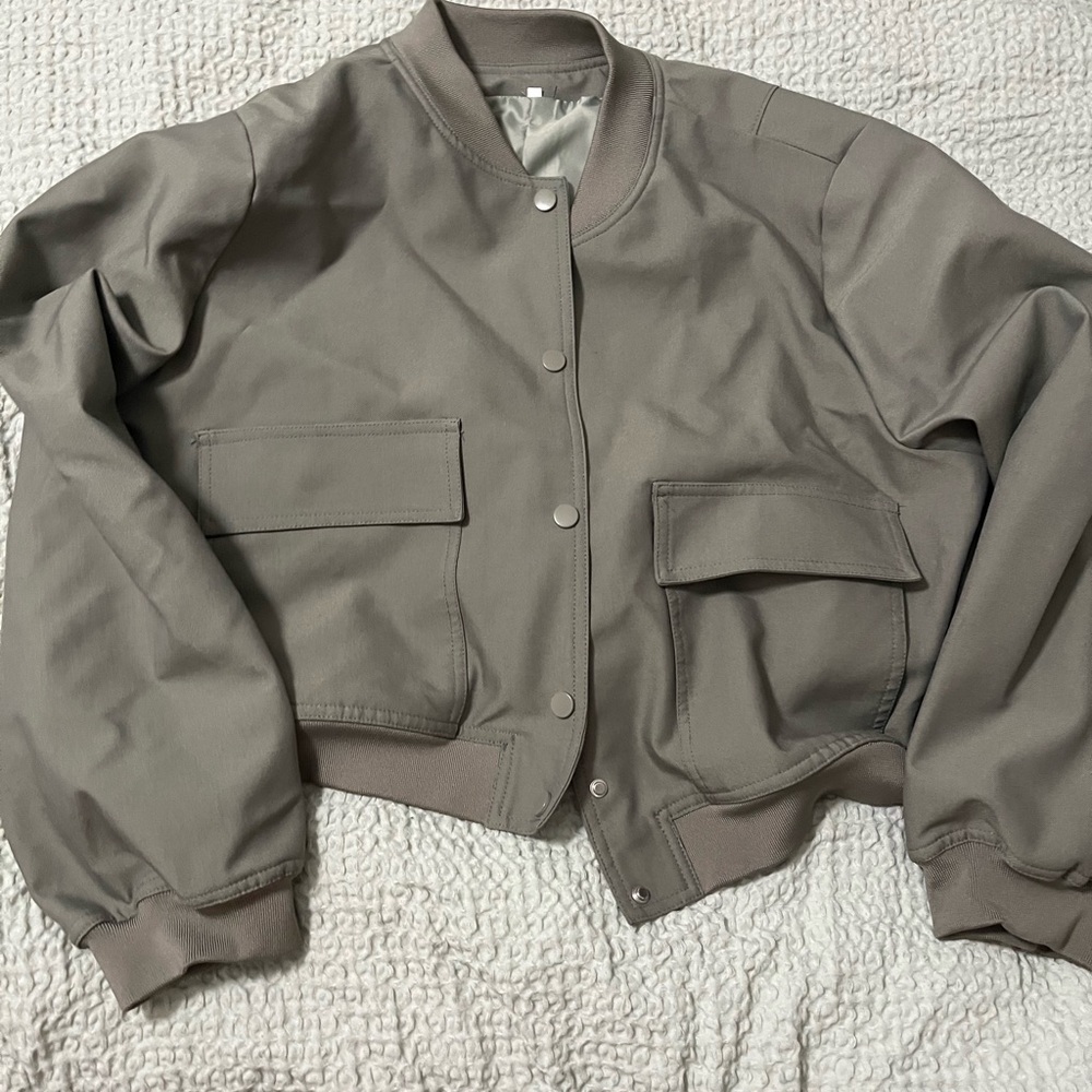 Bomber Jacket - Picture 2 of 3